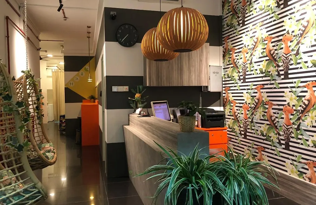 Reddoorz Hostel @ Kallang Mrt-1