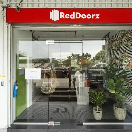Reddoorz Hostel @ Kallang Mrt-2